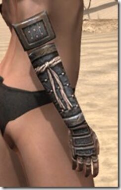 Akaviri-Iron-Gauntlets-Female-Right_thumb.jpg