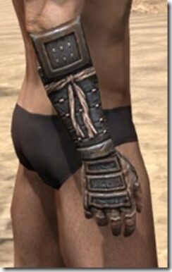 Akaviri-Iron-Gauntlets-Male-Right_thumb.jpg