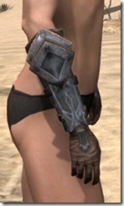 Dark-Brotherhood-Iron-Gauntlets-Female-Right_thumb.jpg
