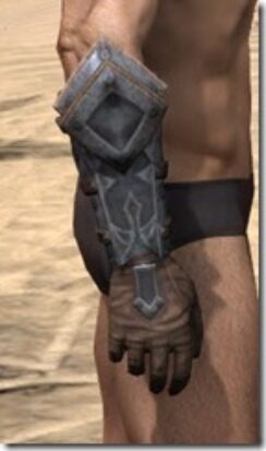 Dark-Brotherhood-Iron-Gauntlets-Male-Right_thumb.jpg