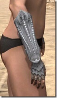 Fang-Lair-Rawhide-Bracers-Female-Right_thumb.jpg