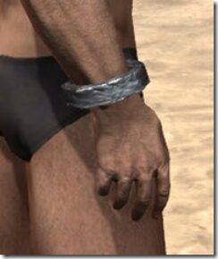 Prisoners-Chains-Male-Right_thumb.jpg