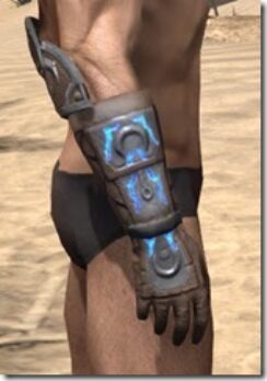 Dro-mAthra-Rawhide-Bracers-Male-Right_thumb.jpg
