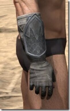 Grim-Harlequin-Iron-Gauntlets-Male-Right_thumb.jpg