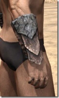 Khajiit-Iron-Gauntlets-Male-Right_thumb.jpg