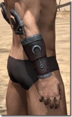 Khajiit-Full-Leather-Bracers-Male-Right_thumb.jpg