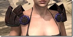 Maormer-Medium-Arm-Cops-Female-Front_thumb.jpg