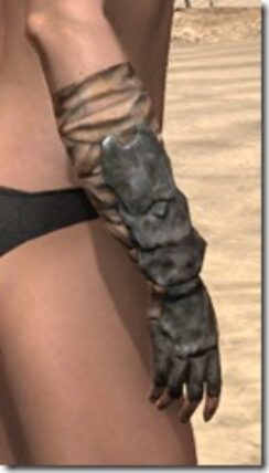 Morag-Tong-Iron-Gauntlets-Female-Right_thumb.jpg