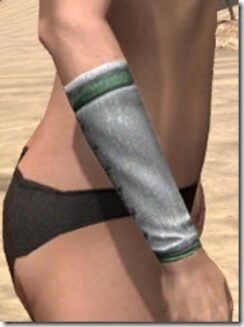 Orc-Homespun-Gloves-Female-Right_thumb.jpg