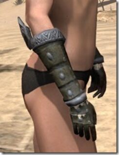 Orc-Leather-Bracers-Female-Right_thumb.jpg