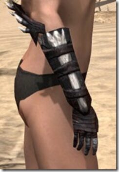 Reach-Winter-Medium-Bracers-Female-Right_thumb.jpg