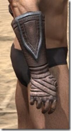 Redguard-Hide-Bracers-Male-Right_thumb.jpg