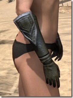 Redguard-Leather-Bracers-Female-Right_thumb.jpg