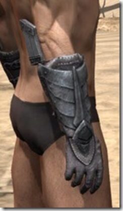 Trinimac-Iron-Gauntlets-Male-Right_thumb.jpg