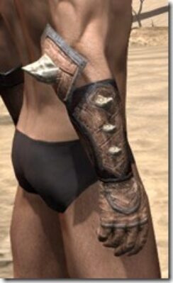 Wood-Elf-Full-Leather-Bracers-Male-Right_thumb.jpg