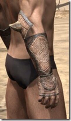 Wood-Elf-Hide-Bracers-Male-Right_thumb.jpg