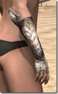 Wood-Elf-Rawhide-Bracers-Female-Right_thumb.jpg