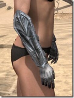 Worm-Cult-Iron-Gauntlets-Female-Right_thumb.jpg