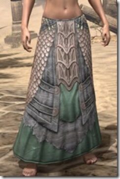 Fanged-Worm-Heavy-Greaves-Female-Front_thumb.jpg