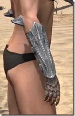 Fanged-Worm-Light-Gloves-Female-Right_thumb.jpg