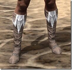 Fanged-Worm-Medium-Boots-Male-Front_thumb.jpg