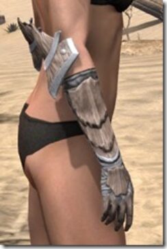 Horned-Dragon-Gauntlets-Female-Right_thumb.jpg