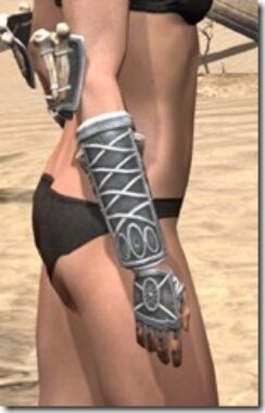 Elder-Argonian-Iron-Gauntlets-Female-Right_thumb.jpg