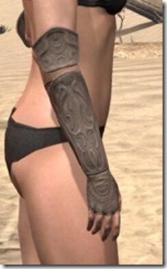 Pellitine-Iron-Gauntlets-Female-Right_thumb.jpg