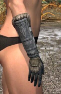 Blackreach Vanguard Rawhide Bracers - Female Right
